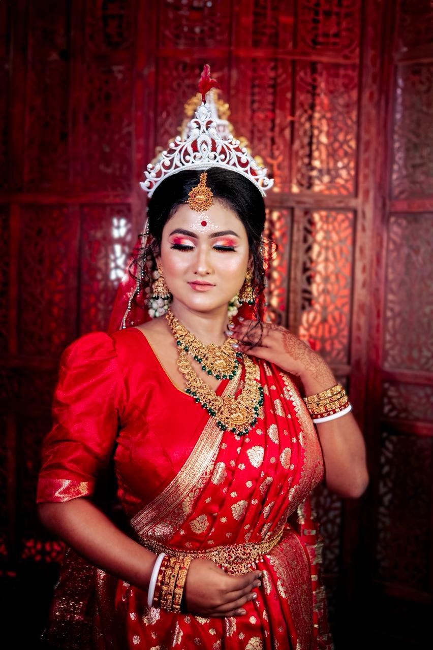 Bengali Bridal Makeup by Pallabi Shoum Sai